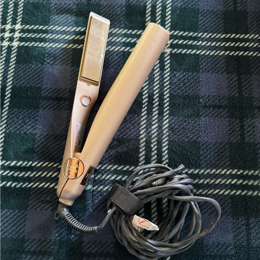 TYME Gold Hair Styling Tool